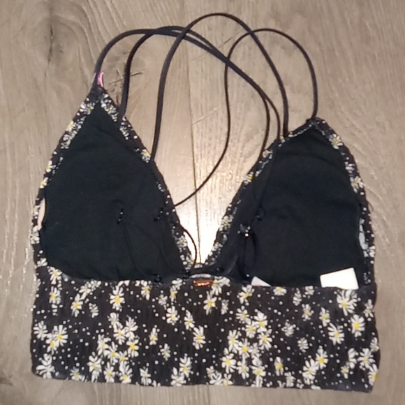 Victoria secret- Black Daisy Wireless Bralette-XSmall - Picture 4 of 5